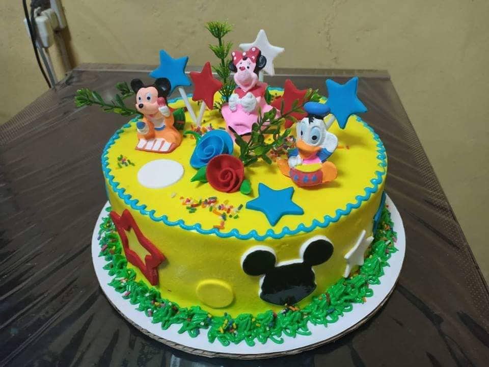 Single Layer Round Minnie Mouse Personalized Cake